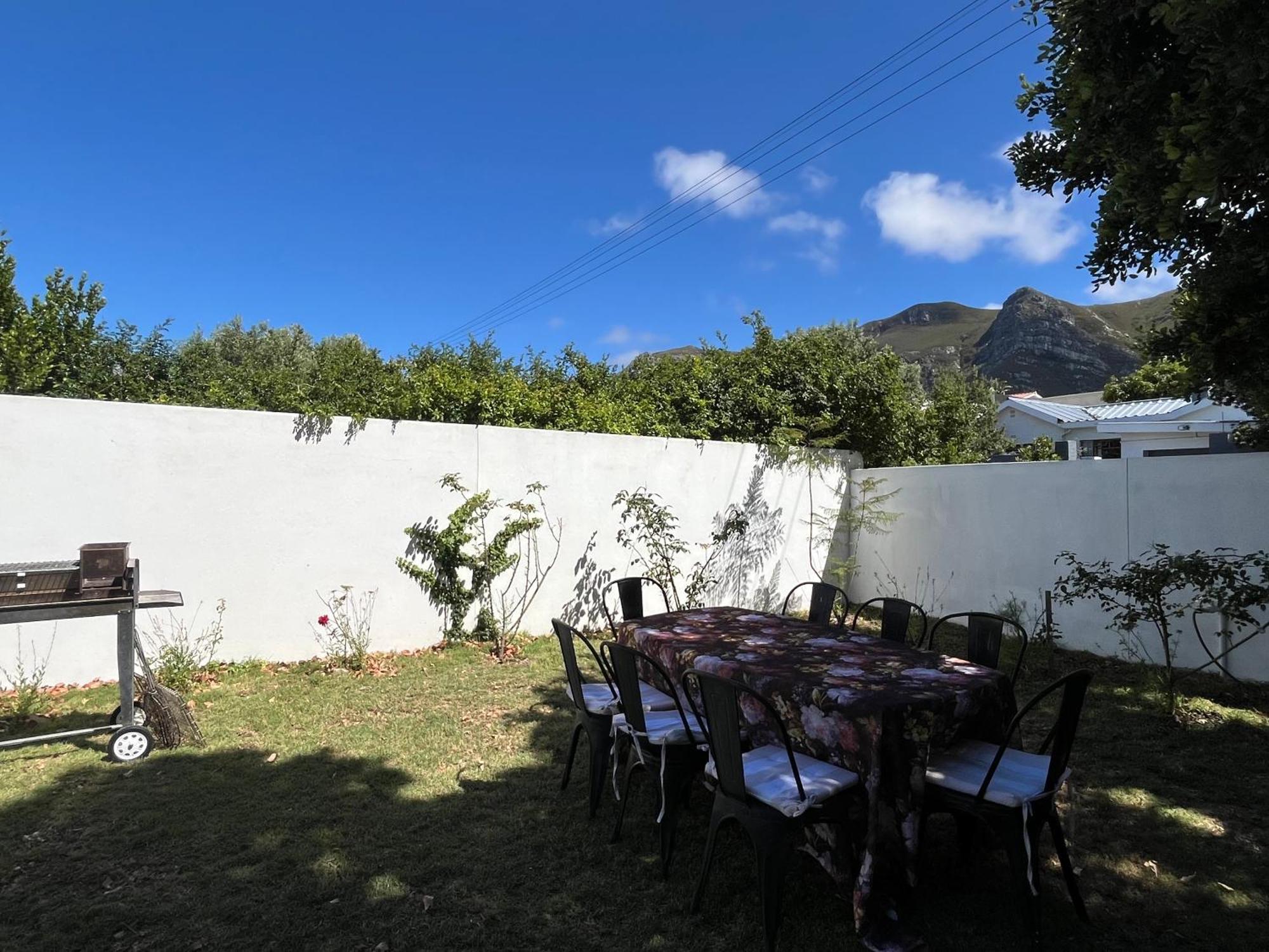 Villa Lala Panzi House - Grotto Beach, Voelklip Hermanus Exterior foto